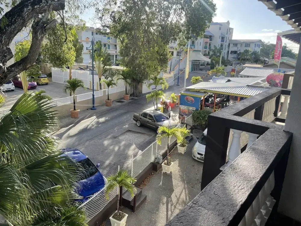 Mirabelle Apartments