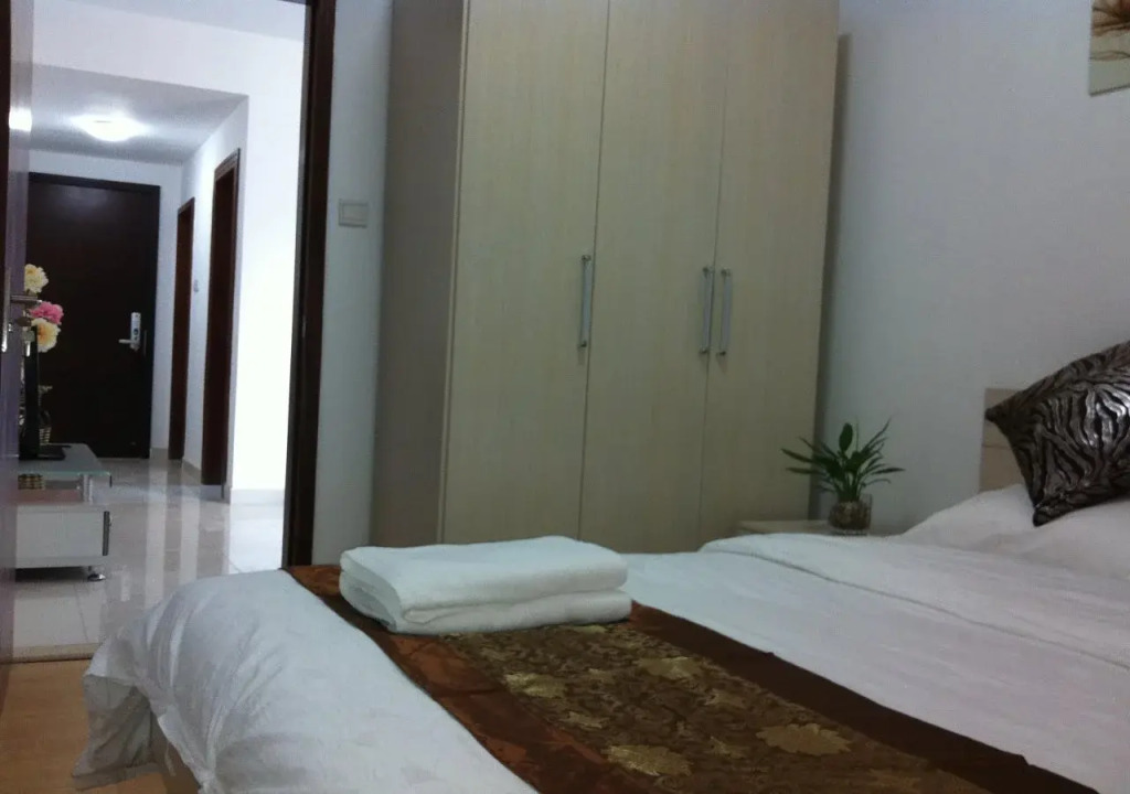 Shenzhen Shengang Apartment Dongmen Branch