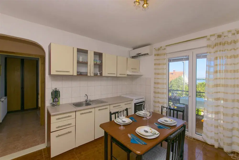 Apartments Irena