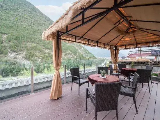 Fuju • NEXUS Travel Hotel (Jiuzhaigou Branch)