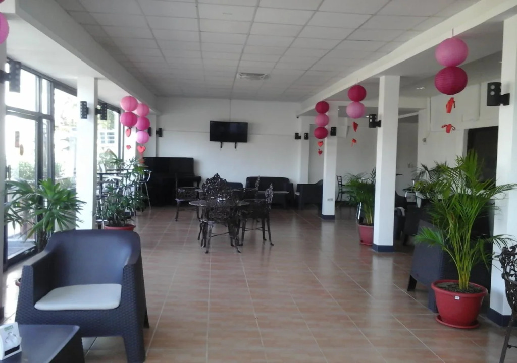 Flamingo Hostel