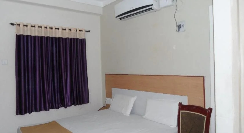 Hotel Pasuparthy Residency