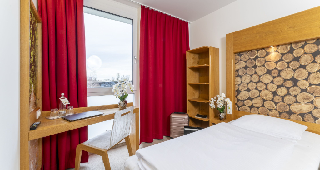 Отель Plaza Inn Dachau - München