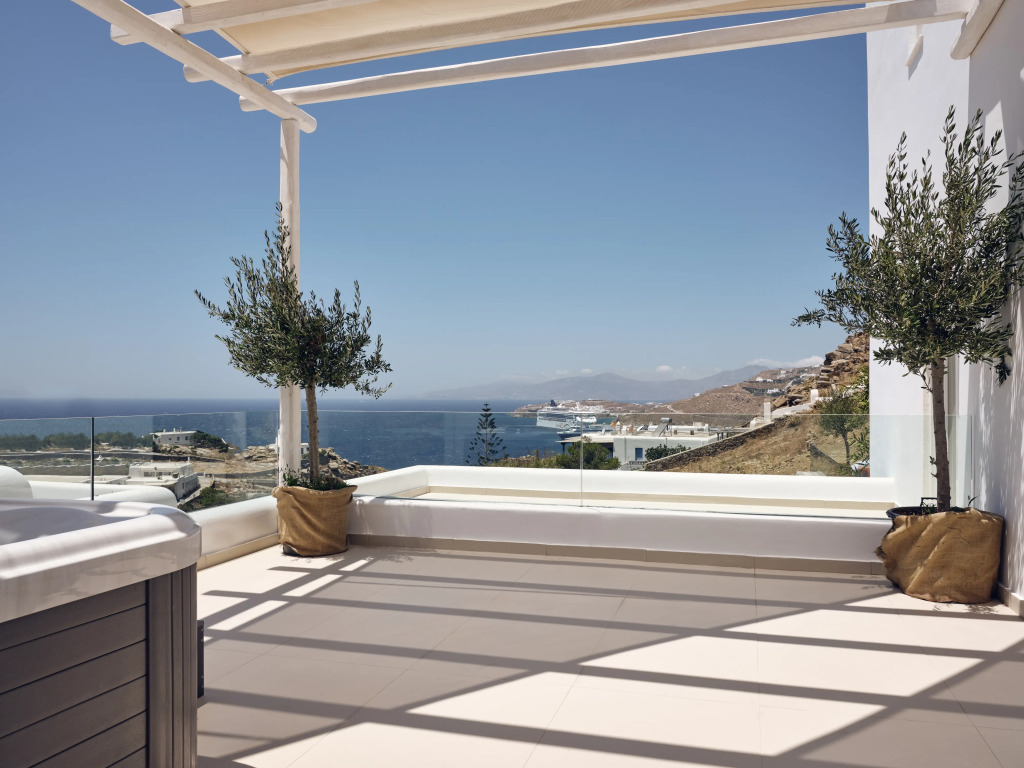 Arcs Suites & Residences