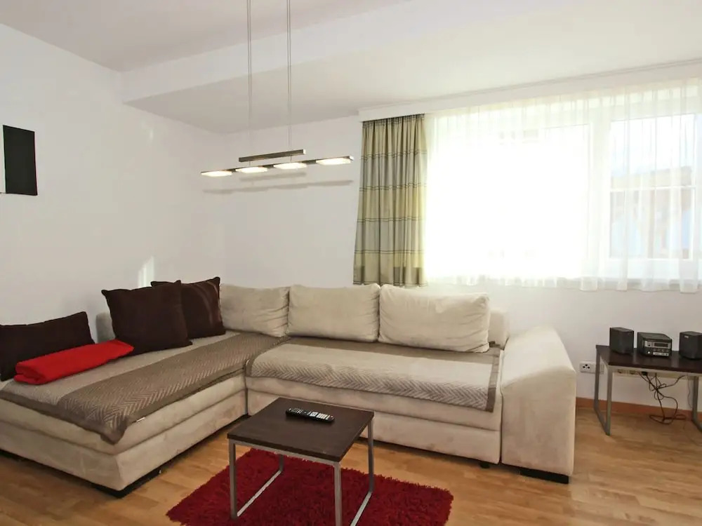 Modern Apartment in Fiss at Ski Bus Stop