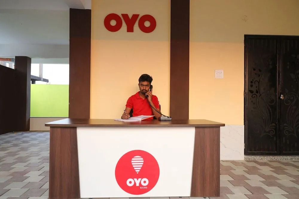Oyo 30905 Uk Villa