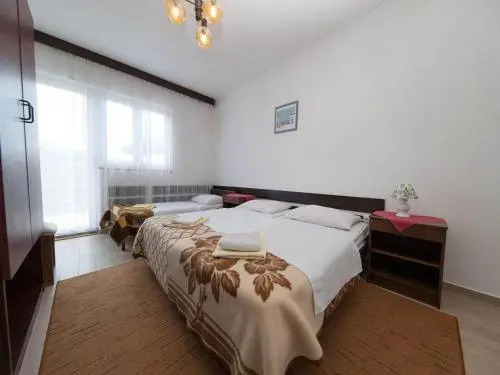 Apartment Miklic B