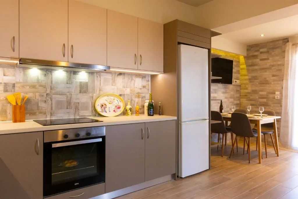 Elenis Cozy House