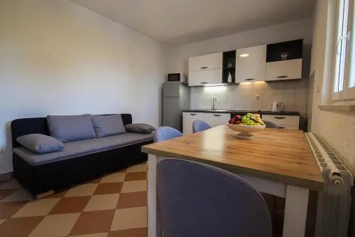 Apartment Teskera 1