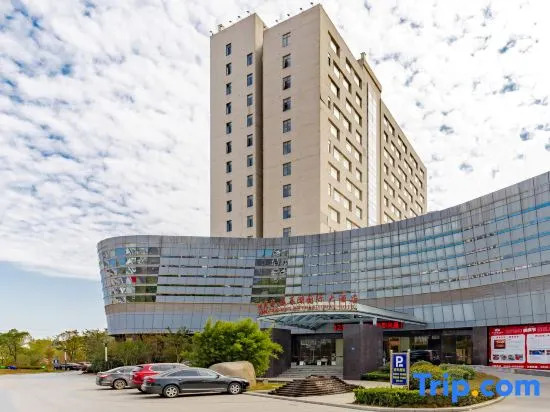 Huatinghu Shijiyuan International Hotel