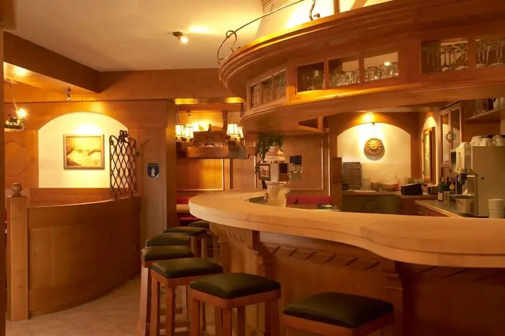 Landhotel Haringerhof mit Saunawelt und Naturbadeteich