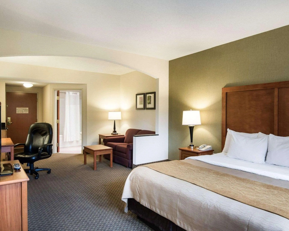 Comfort Inn & Suites LaVale - Cumberland
