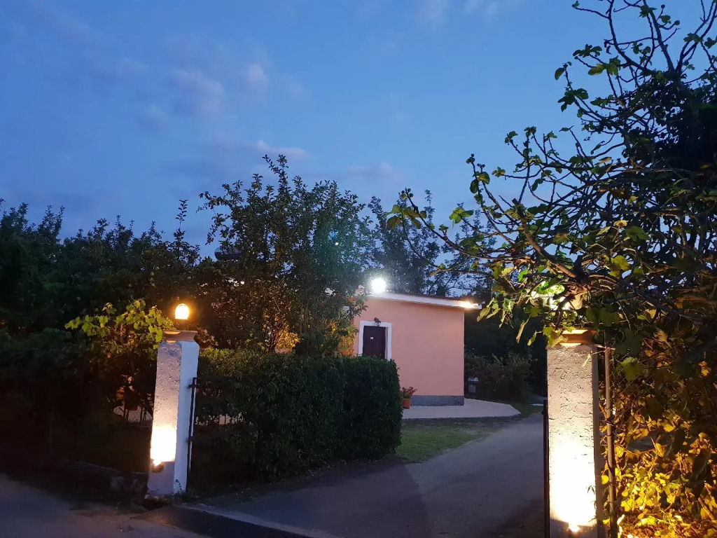 Mileona Rooms