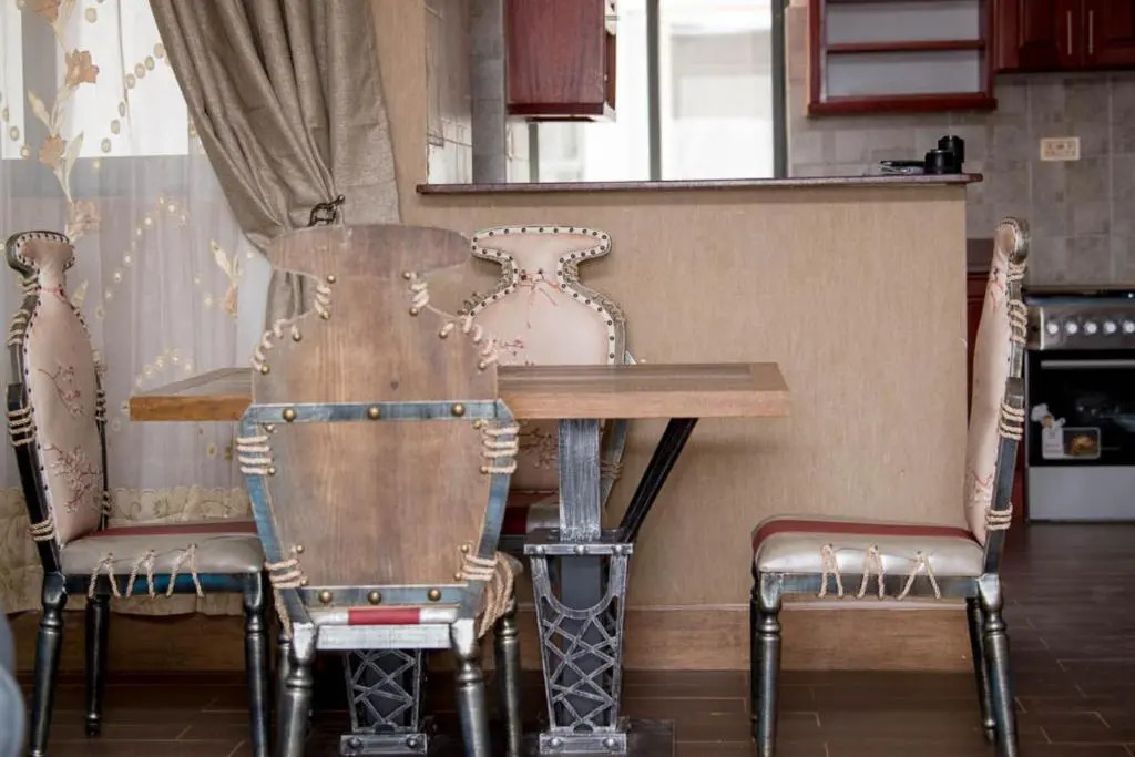 Century Lakeview Apartments - Jinja