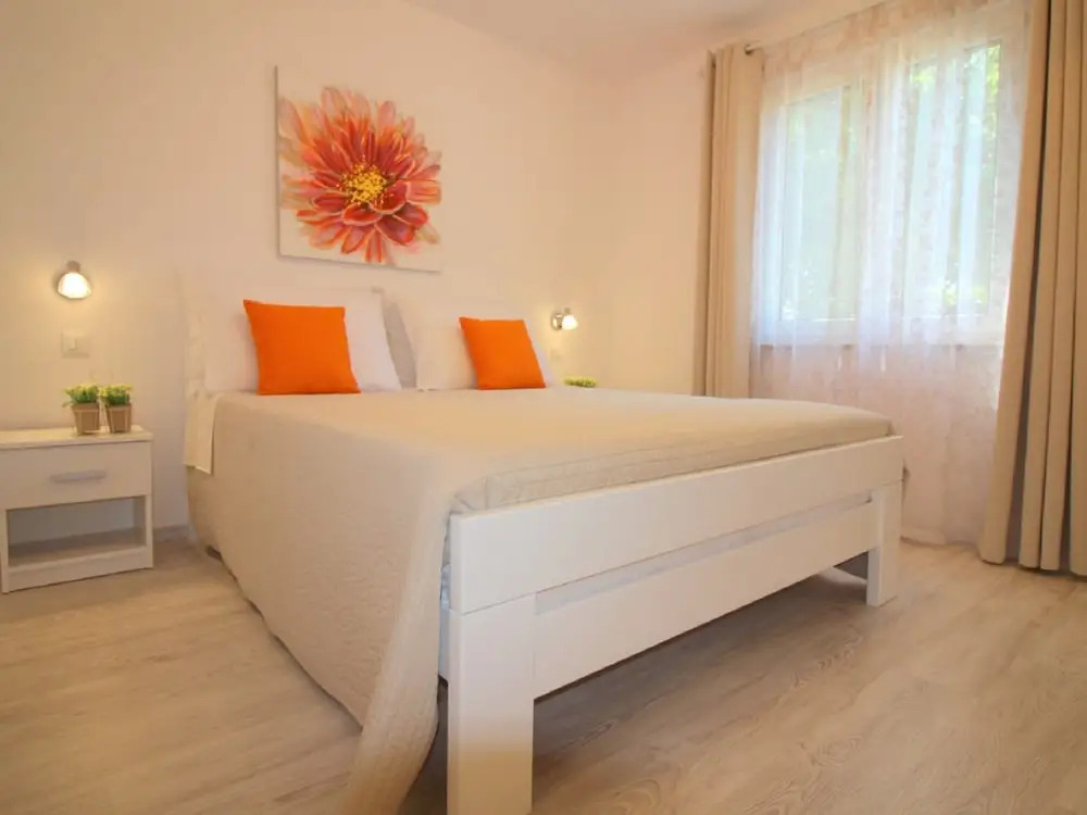 Contemporary Bungalow in Porec With Swimming Pool