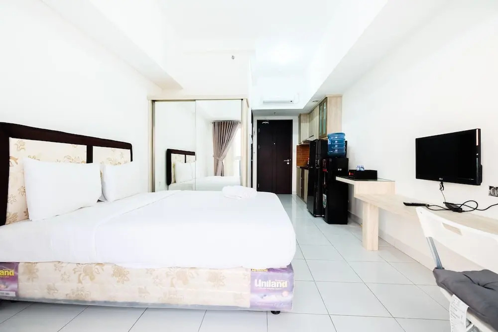 Cozy Studio Casa de Parco Near the Breeze BSD City