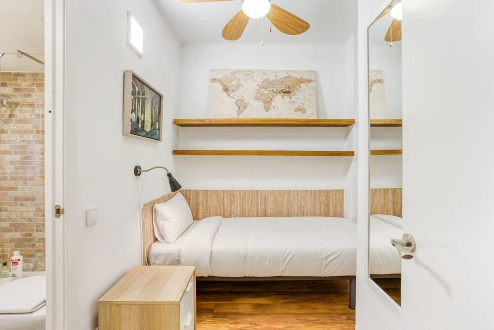 Nice and Cozy 4 Bedroom in Sants-montjuic BCN