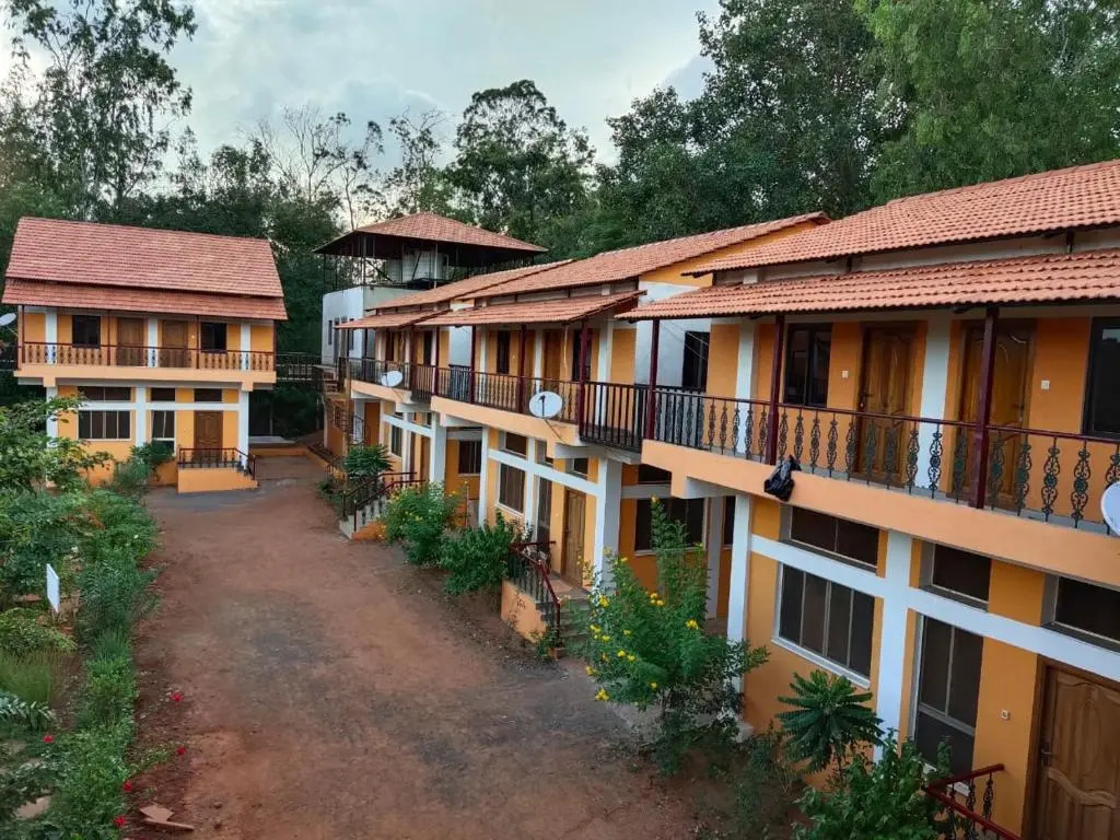 Paradise Auro Jungle Resort