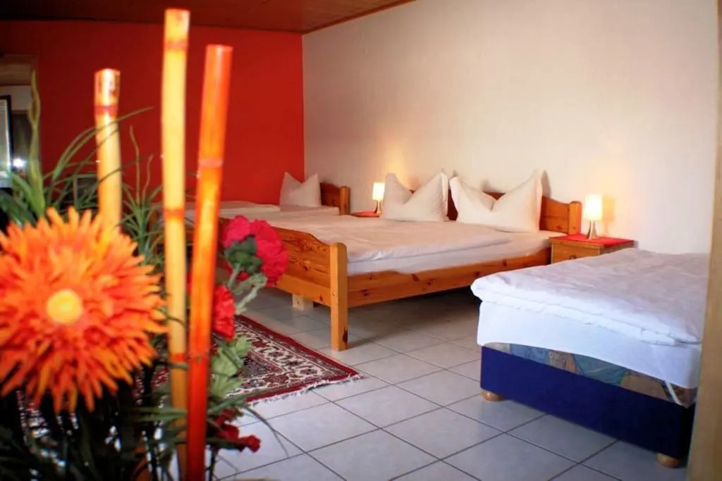 Hotel Weibertreu