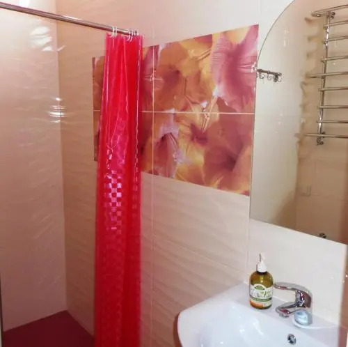 Hostel Q ,15 хв до жд вокзалу