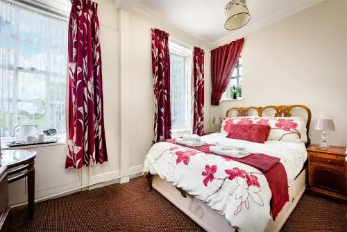 Mangreen Country House