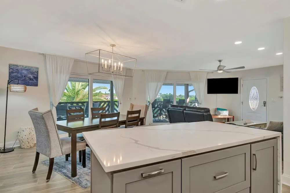 Beachfront 3B Family Waterview With Large Balcony