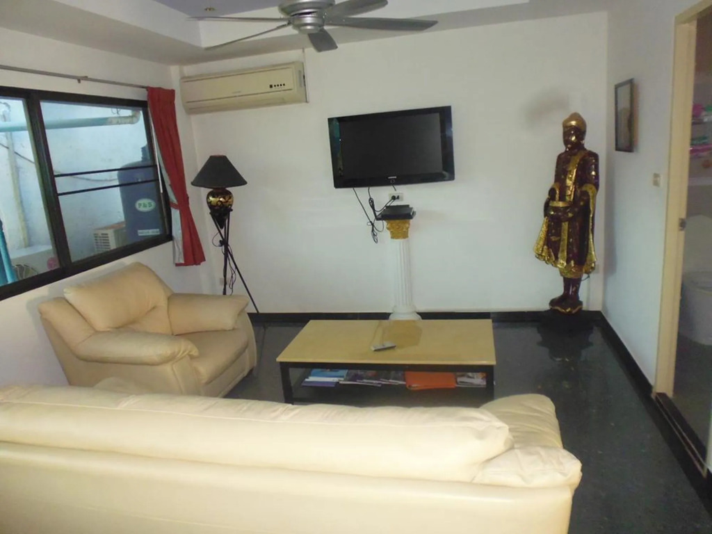 Villa Oranje Pattaya