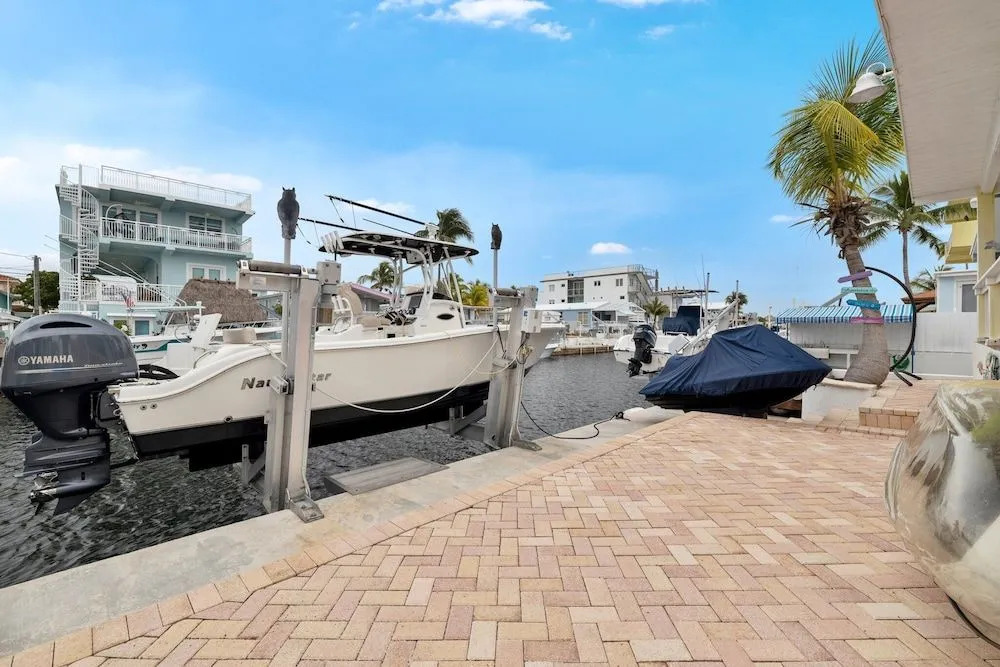 Oleander Hideaway Waterfront Home