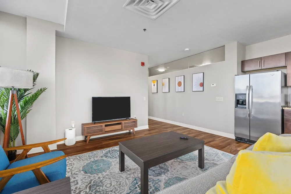 Sleek 2BR Downtown Retreat with Gym