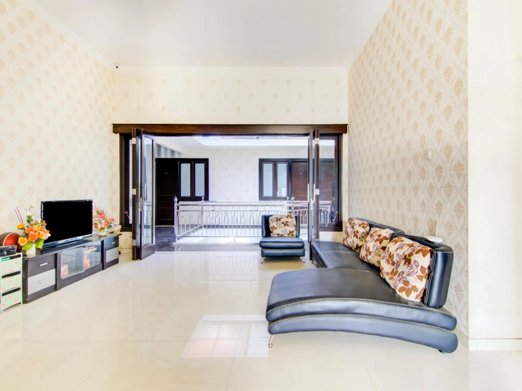OYO 3861 Homestay Villa Tidar