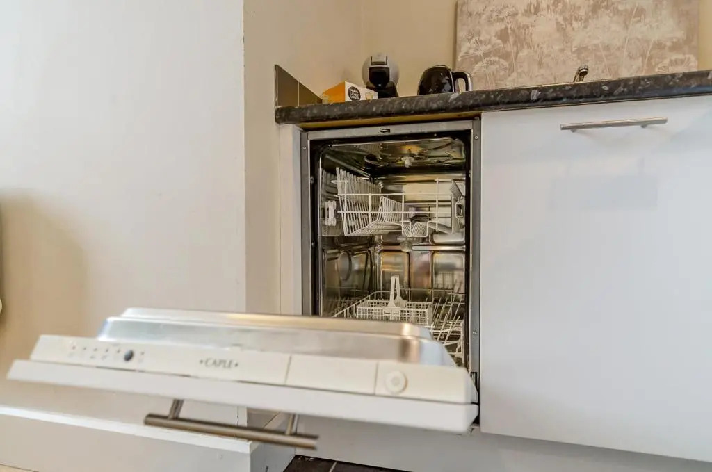 King St 1 bed apartment