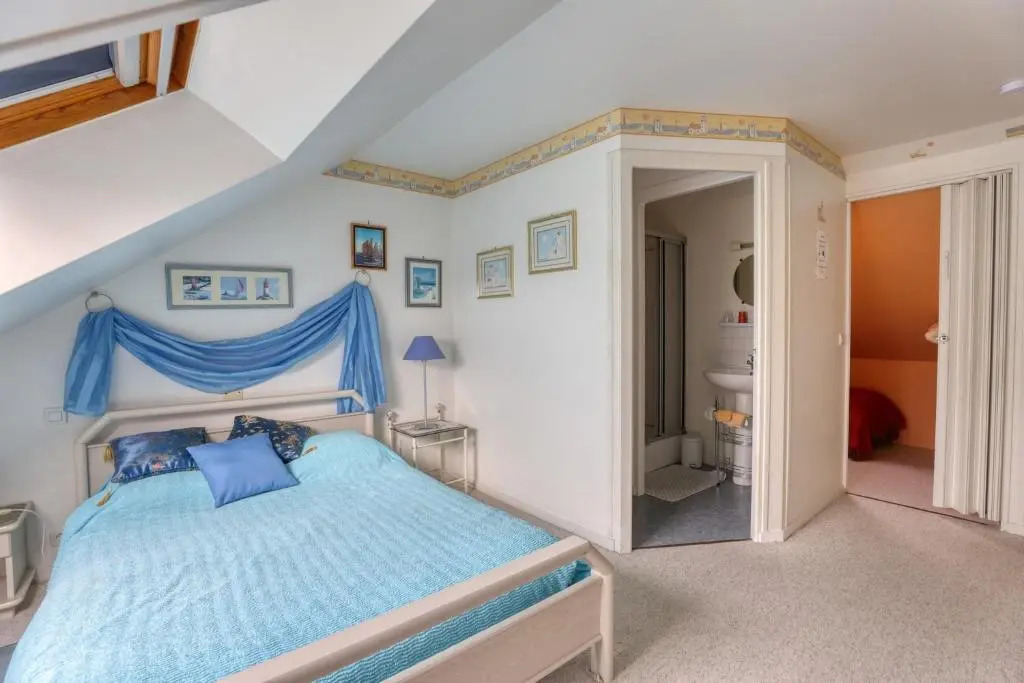Maison de 5 chambres avec jardin clos et wifi a Commes a 6 km de la plage