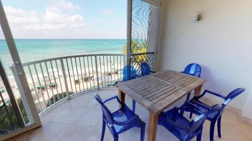 Beachfront 4Br4Ba Sleeps 10, Ocean Views, Steps To Beach