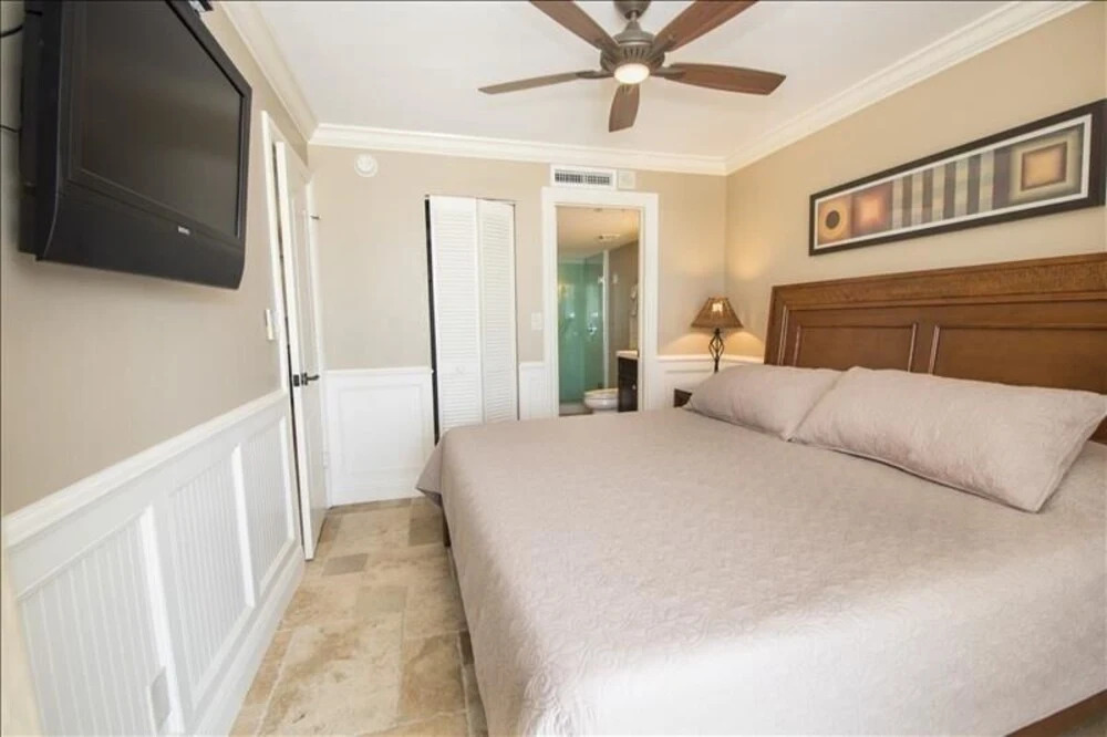 Seawin 703 - Sea Winds 2 Bedroom Condo by Redawning