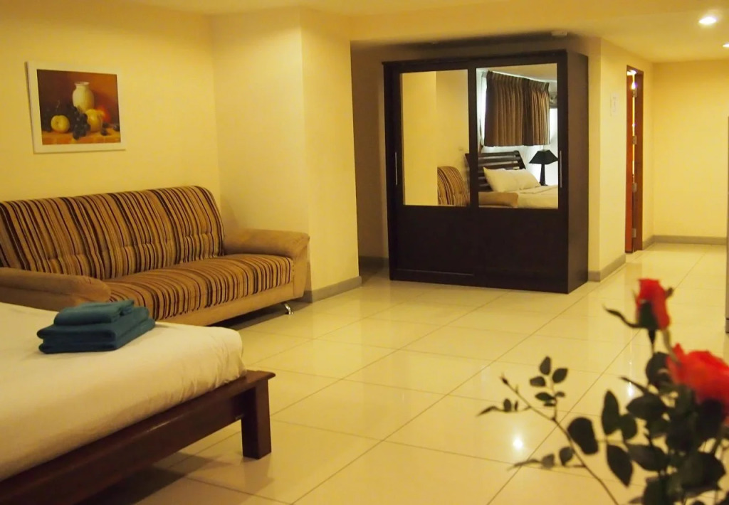The Paradise Residence Condominum