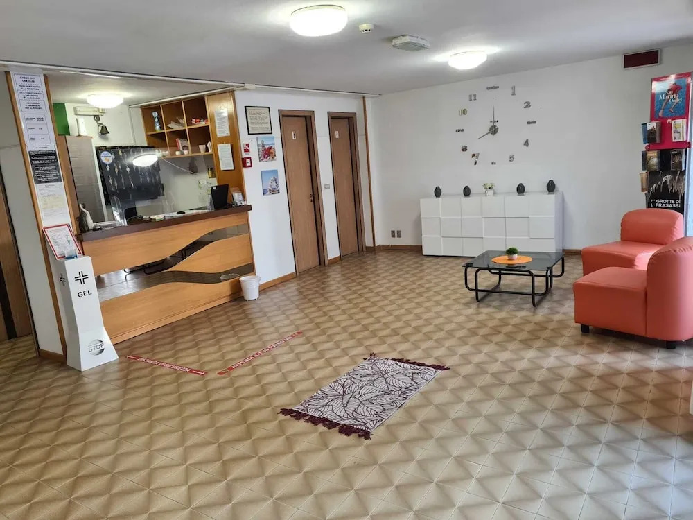 Hotel Paradiso