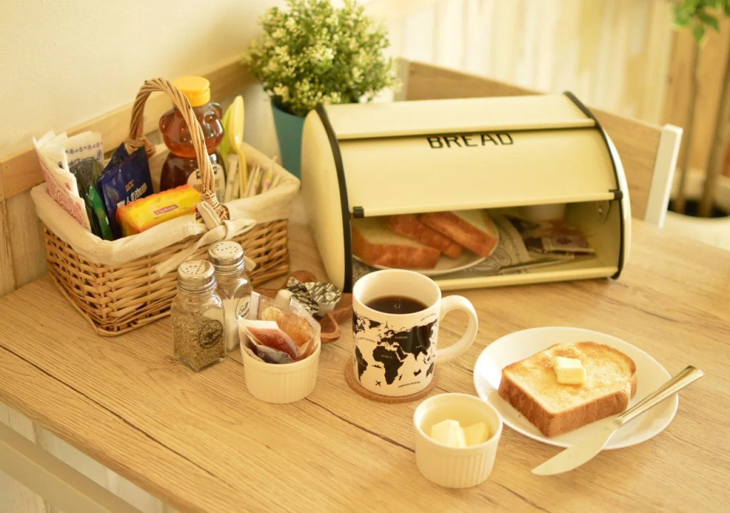 R Guest House