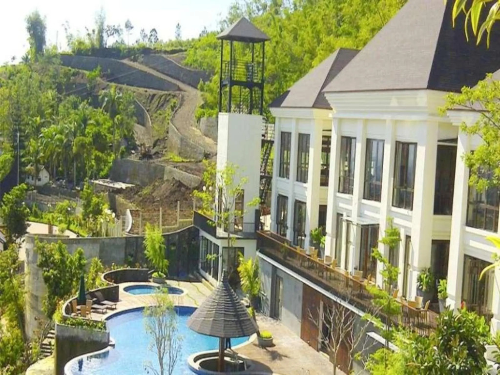 Jambuluwuk Convention Hall & Resort Batu