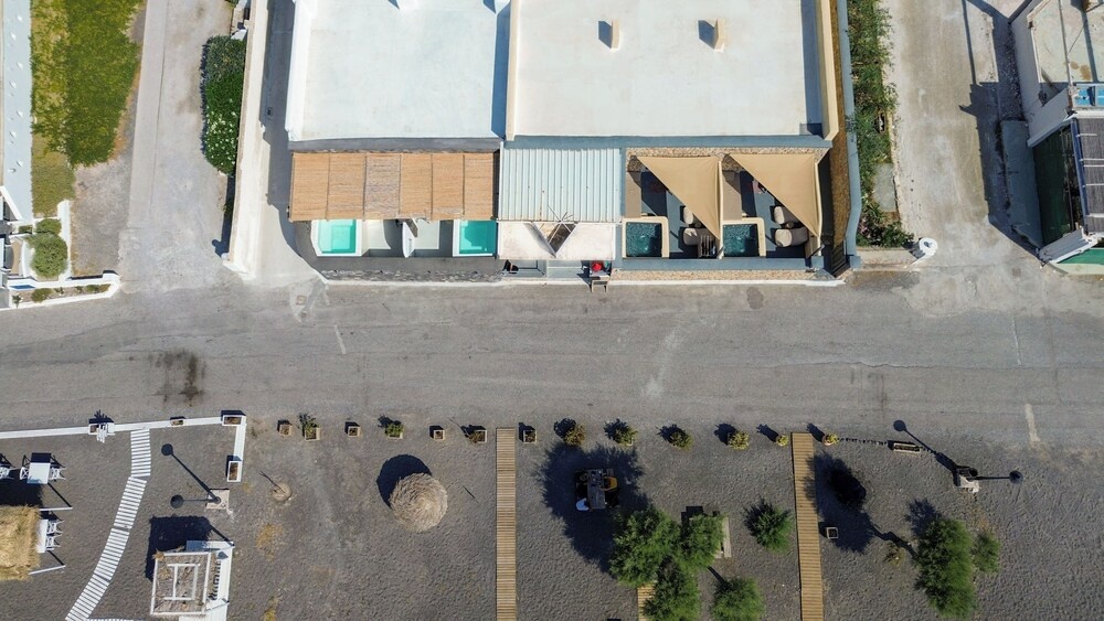 Sand Gem - Beach Apartments