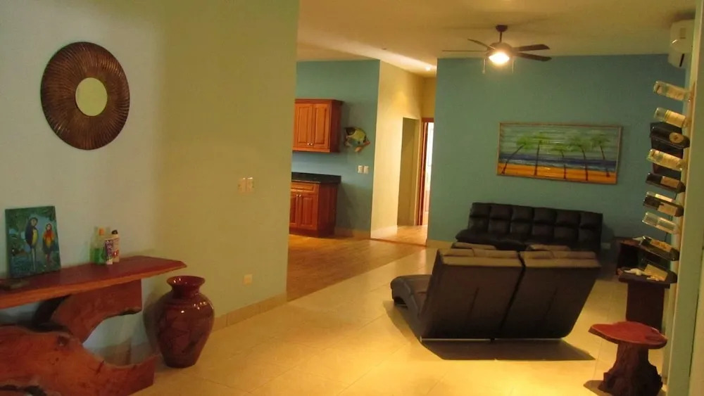 Paradizo Condominium