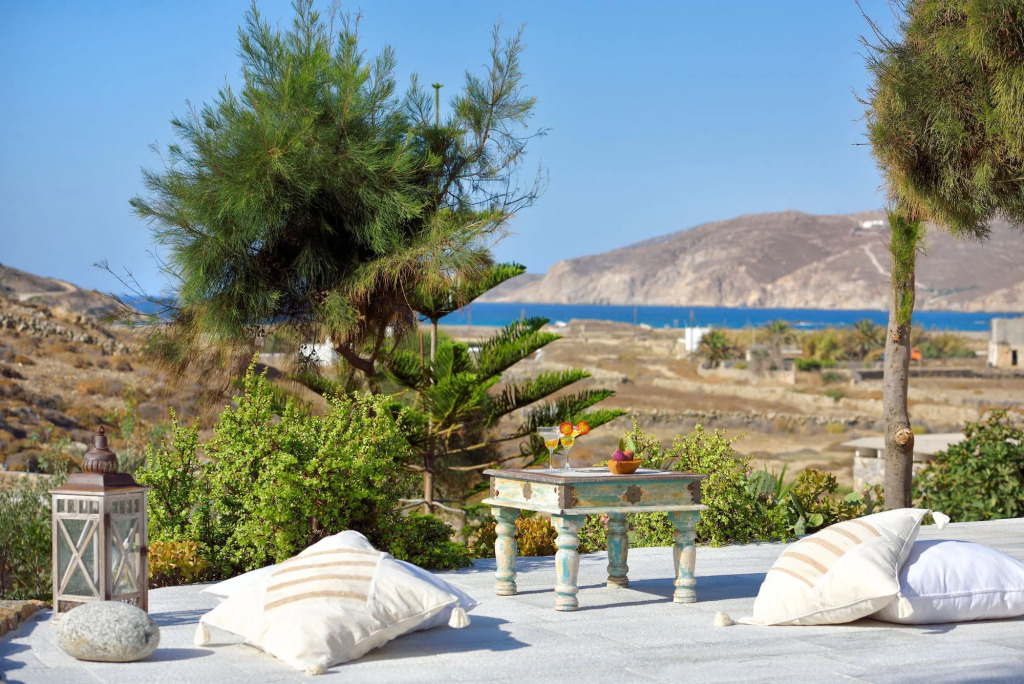 Mykonos AG Villas in Ftelia Beach