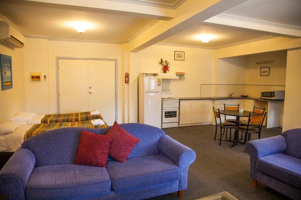 Cherry Lane Apartments