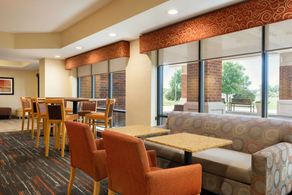 Hampton Inn West Des Moines Lake Drive