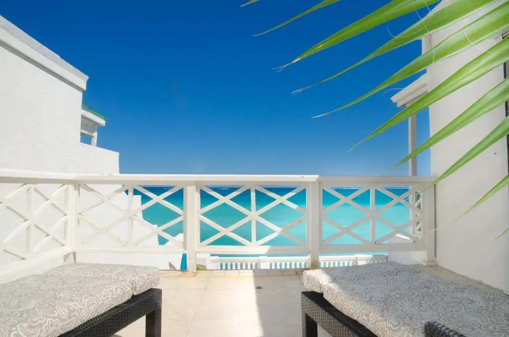 Caprice 9 Cable Beach Design Villa