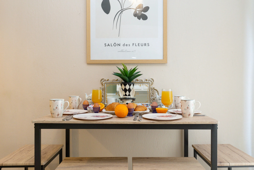 V.A. Boutique Apartments and Suites