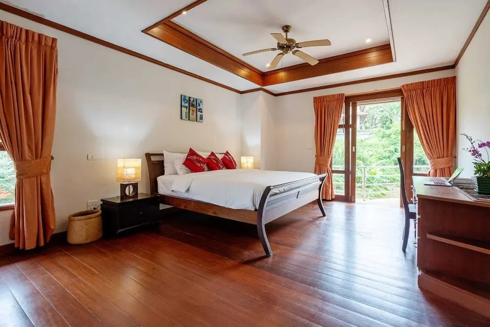 4 Bedroom Villa TG39 on Beach Front Resort SDV285-By Samui Dream Villas