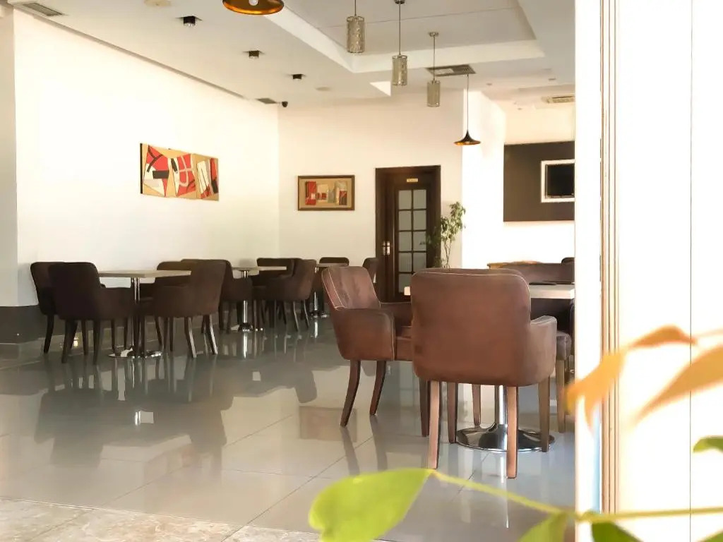 Hotel Arifi