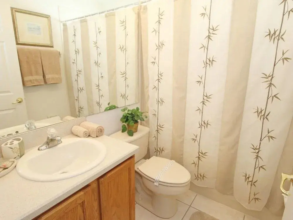 4 Holiday Vacation Home 4 Br home by RedAwning