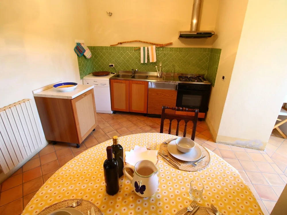 Villa Near Lake Bracciano With Pool