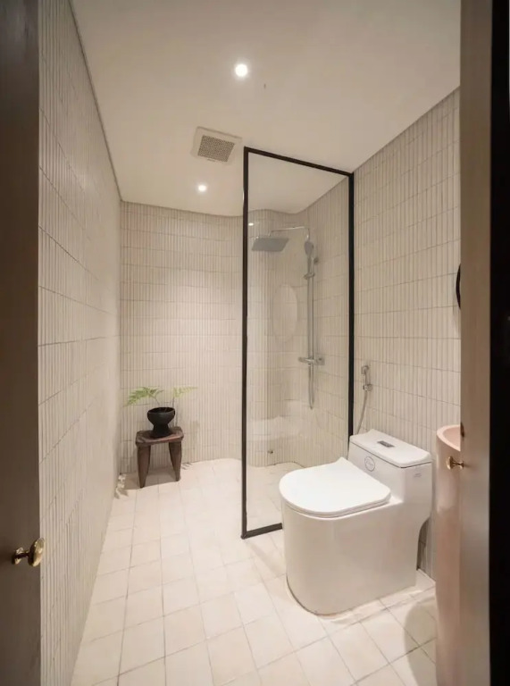 A Stay In Hanoi